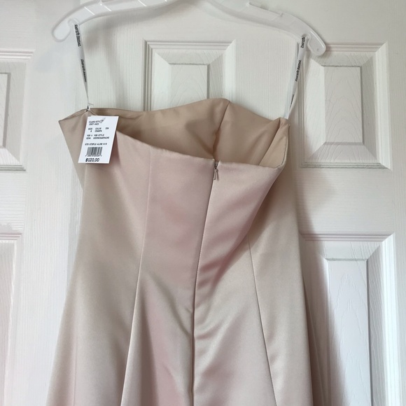 David’s Bridal Gown - Picture 4 of 6